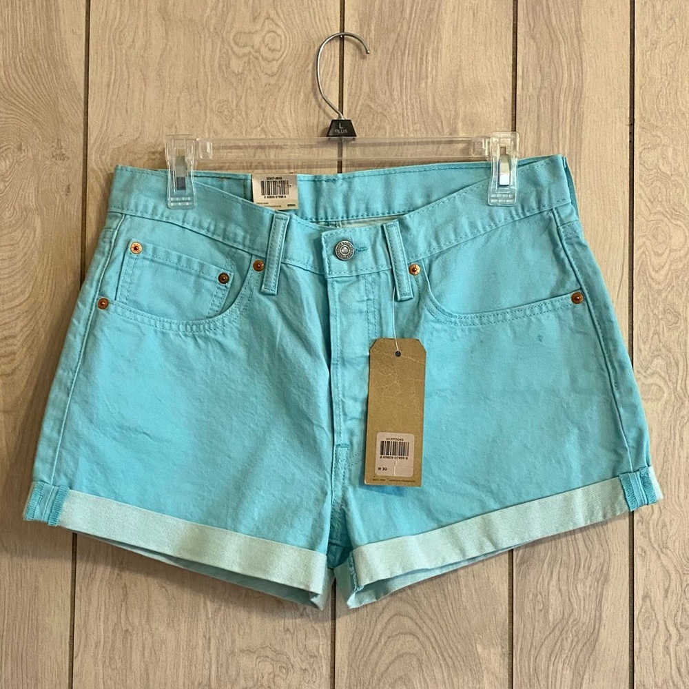 NWT Levi’s 501 Midrise Shorts